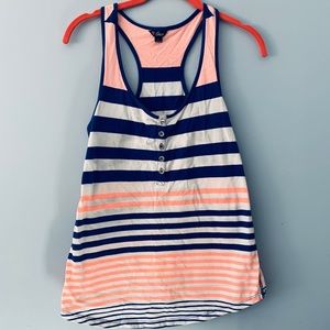 GUESS Summer Tank, size Large